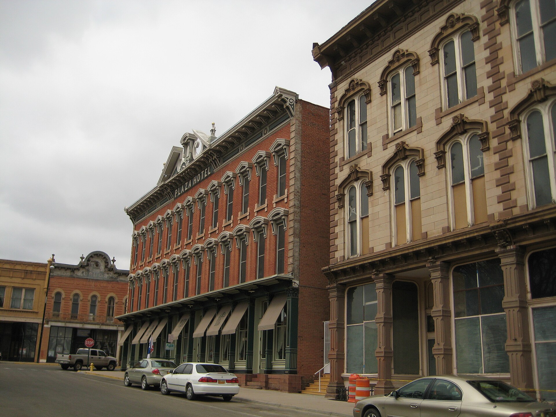 Plaza Hotel & Casino